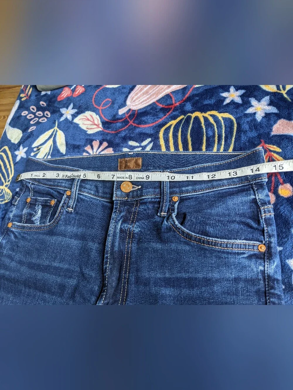 Mother Jeans Classic Fit Cropped Size 28